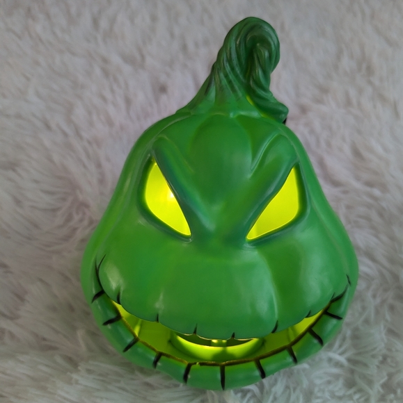 The nightmare before Christmas oogie boogie medium light up pumpkin - Picture 5 of 6